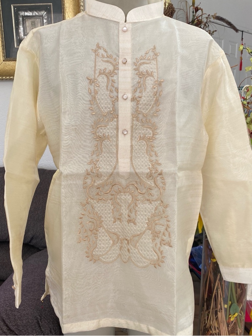Men's 2XL Embroidered Barong Tagalog Shirt in Ivory and Mandarin Collar